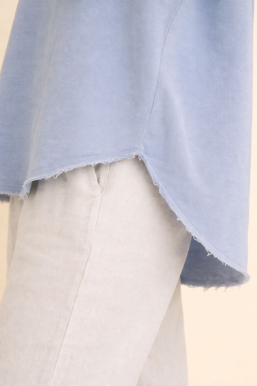 Women’s Oversized Long Sleeve T-Shirt – Relaxed Fit Minimal Basic Top